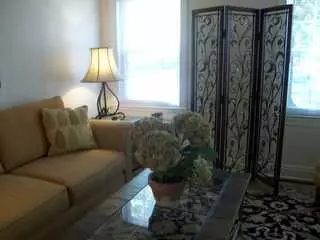Americana Apts