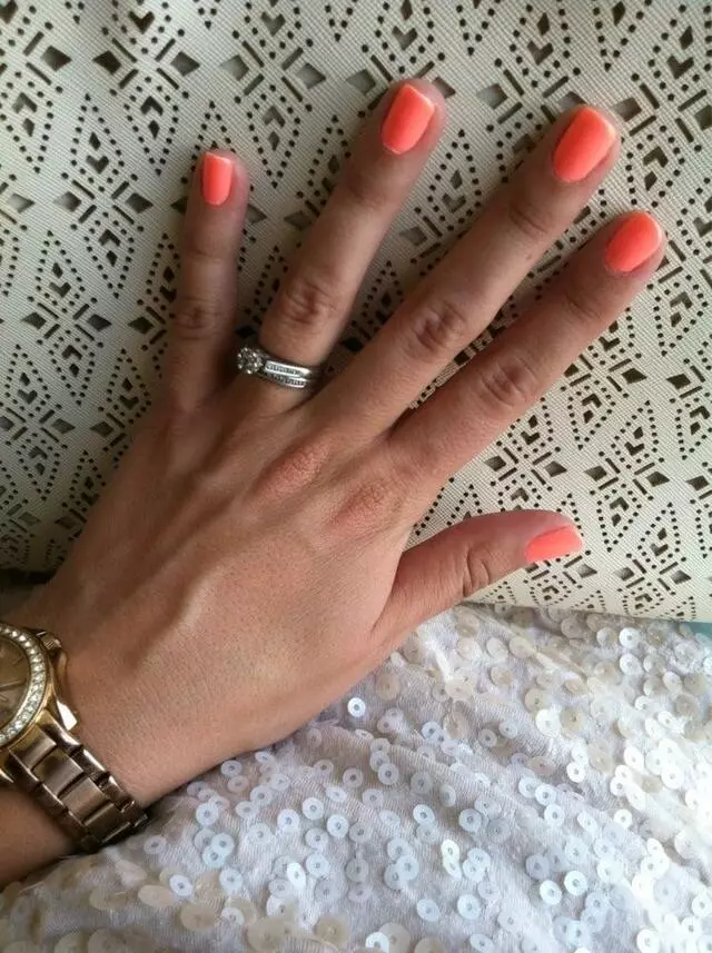 All 4 Nails