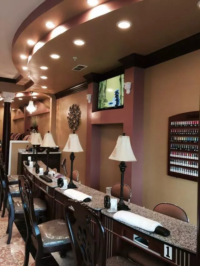 Avalon Nails & Spa