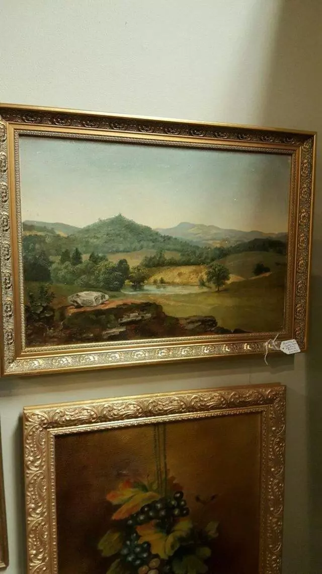 Antiques At Distillery Commons