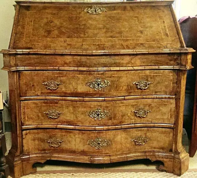 Antiques At Distillery Commons