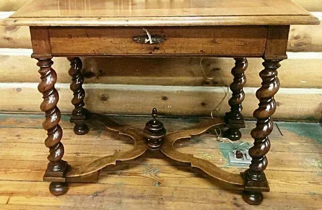 Antiques At Distillery Commons