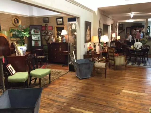 Antiques At Distillery Commons