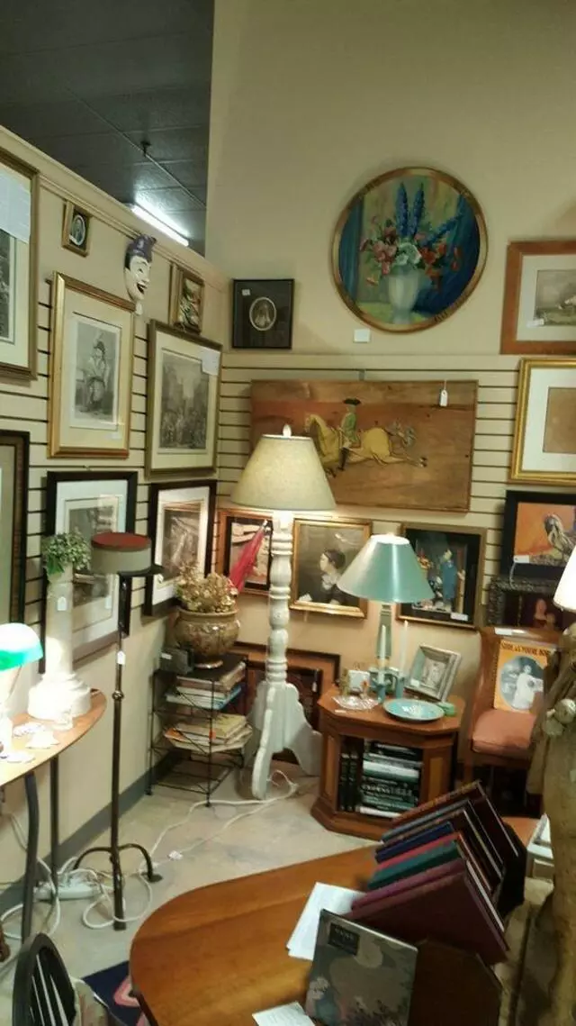 Antiques At Distillery Commons
