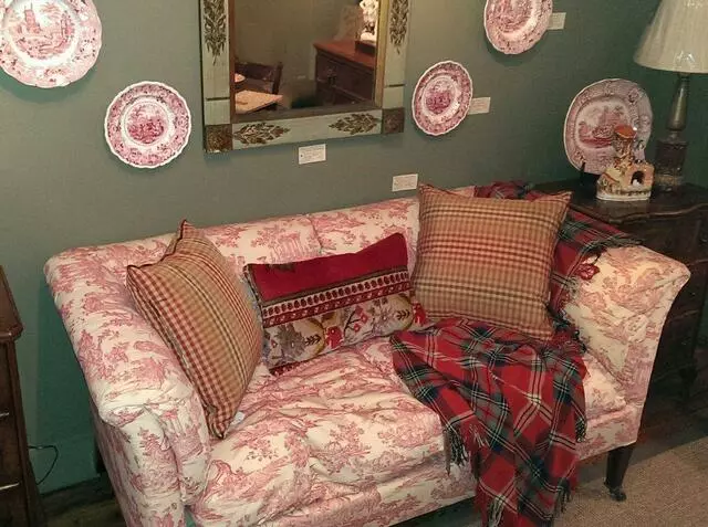Antiques At Distillery Commons