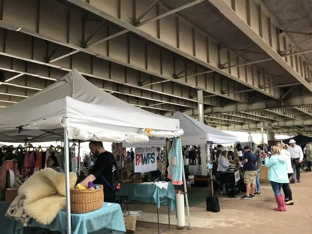 Fleur de Flea Vintage Urban Pop-Up Market